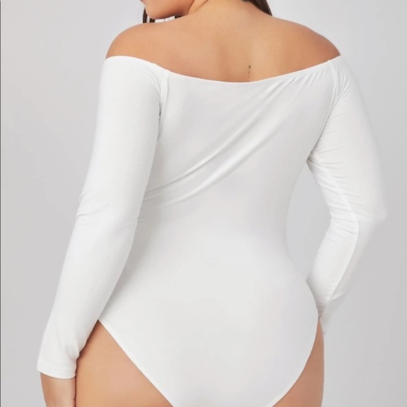 PLUS off the shoulder long sleeve bodysuit white - Picture 2 of 9